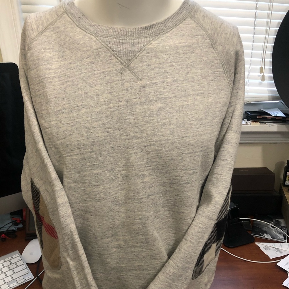 Very rare Burberry sweatshirt with elbow patches.